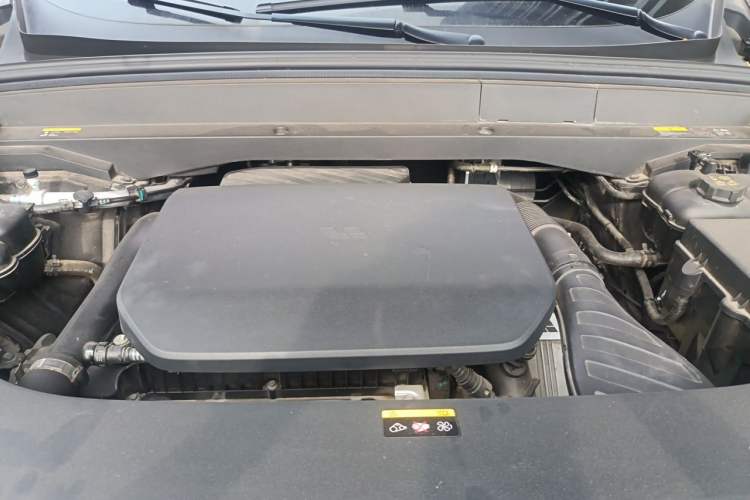 Used Li Auto L7 2023 Air model Engine Bay