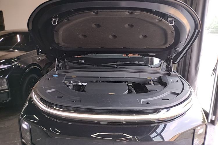 Used Li Auto L7 2023 Max model Engine Bay