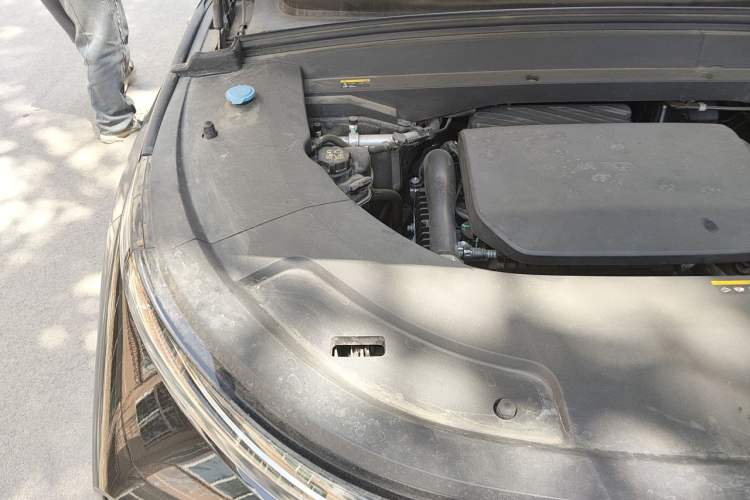 Used Li Auto L7 2023 Air model Engine Bay Right