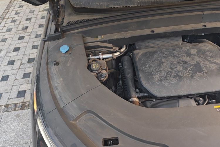 Used Li Auto L7 2023 Pro Model Engine Bay Right