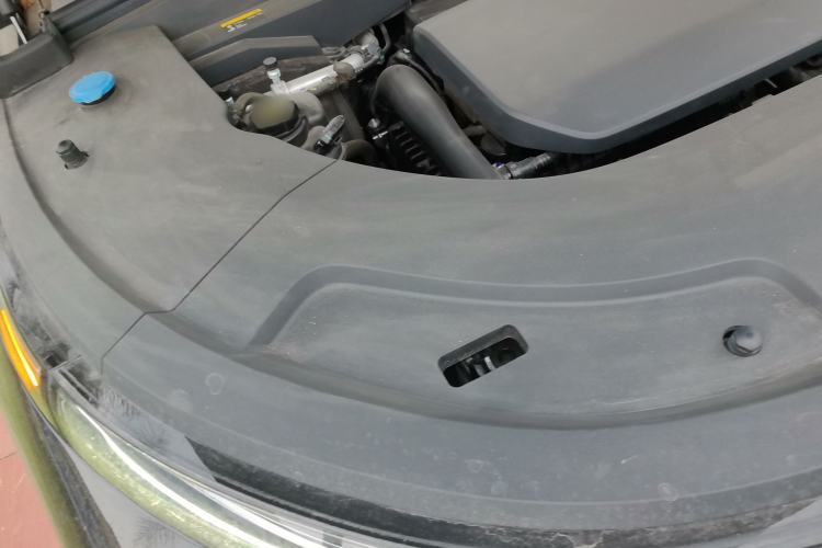 Used Li Auto L7 2023 Max model Engine Bay Right