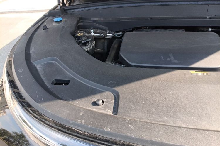 Used Li Auto L7 2023 Pro Model Engine Bay Right