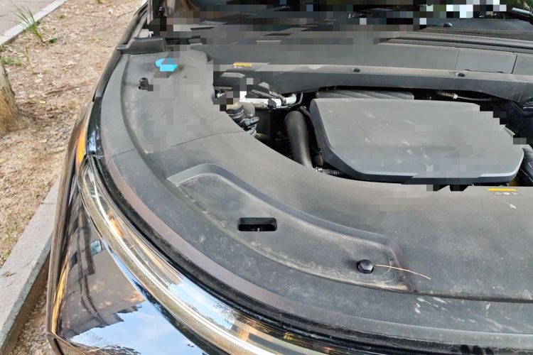 Used Li Auto L7 2023 Air model Engine Bay Right
