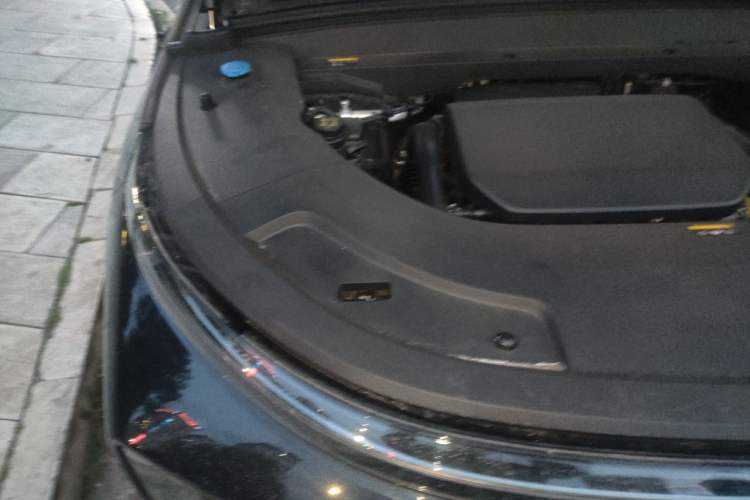Used Li Auto L7 2023 Pro Model Engine Bay Right