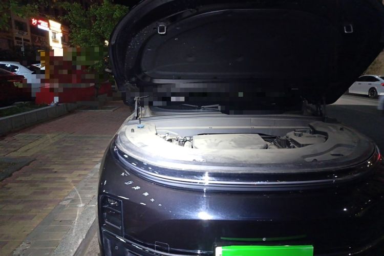 Used Li Auto L7 2023 Pro Model Engine Bay Right