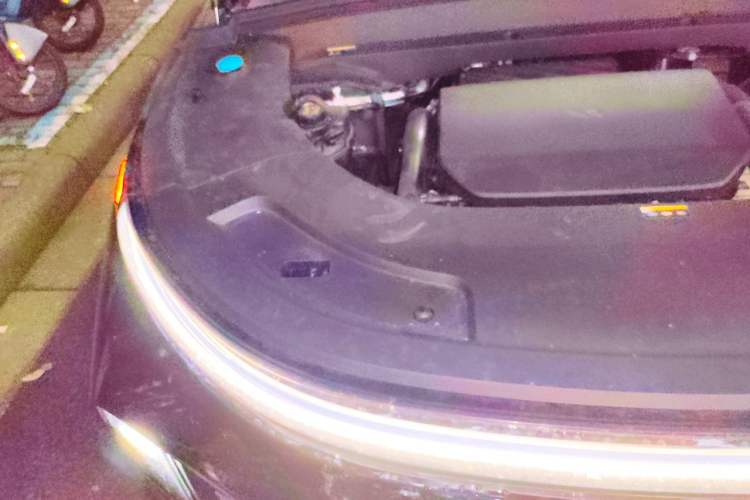 Used Li Auto L7 2023 Pro Model Engine Bay Right