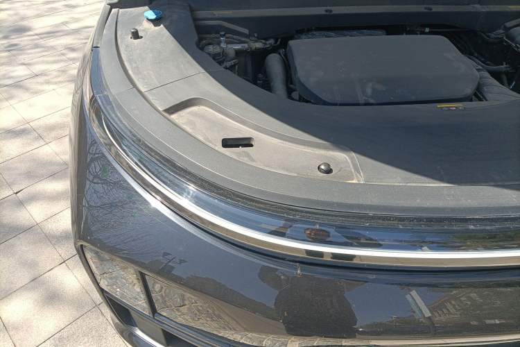 Used Li Auto L7 2023 Pro Model Engine Bay Right