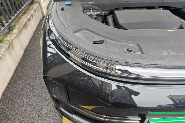 Used Li Auto L7 2023 Air model Engine Bay Right