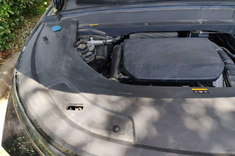 Used Li Auto L7 2023 Air model Engine Bay Right