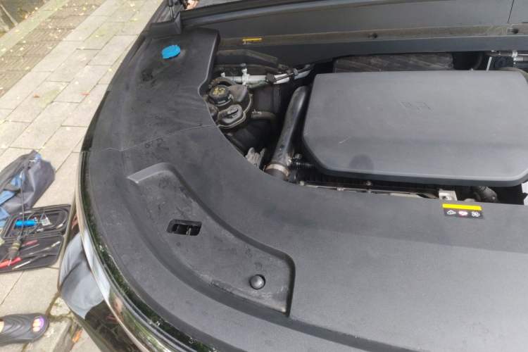 Used Li Auto L7 2023 Air model Engine Bay Right