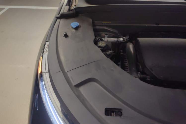 Used Li Auto L7 2023 Pro Model Engine Bay Right