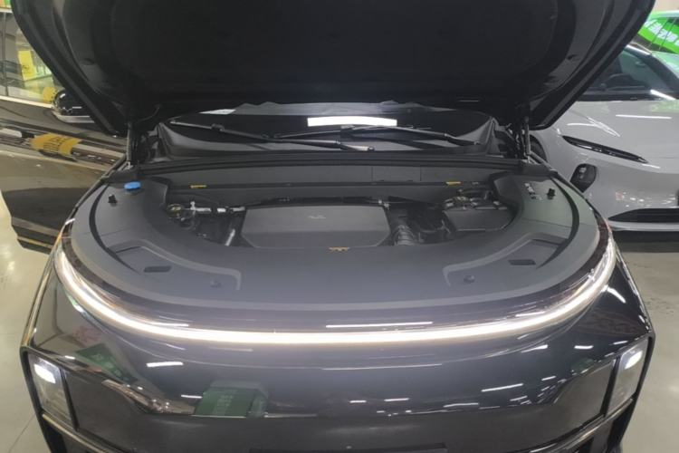 Used Li Auto L7 2023 Air model Engine Bay