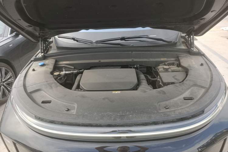 Used Li Auto L7 2023 Air model Engine Bay