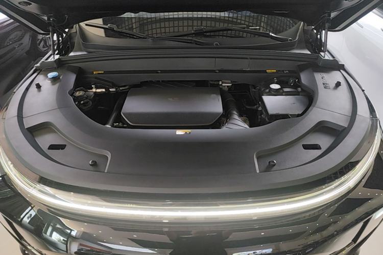 Used Li Auto L7 2023 Max model Engine Bay