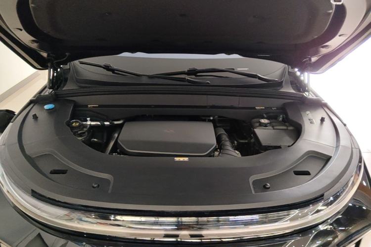 Used Li Auto L7 2023 Air model Engine Bay