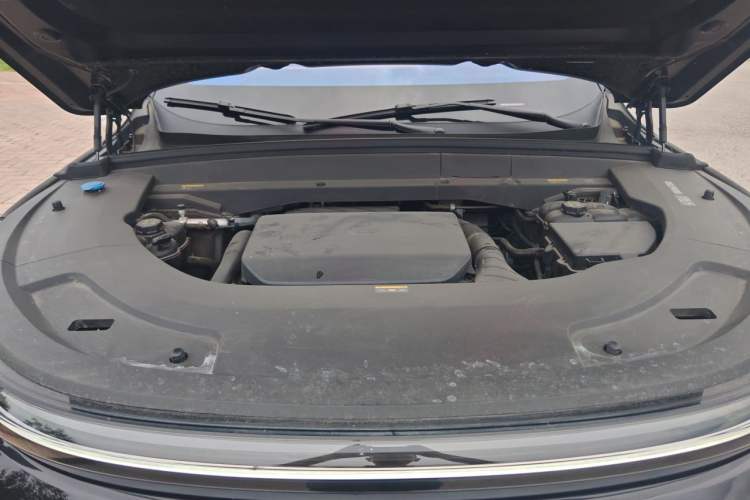 Used Li Auto L7 2023 Air model Engine Bay