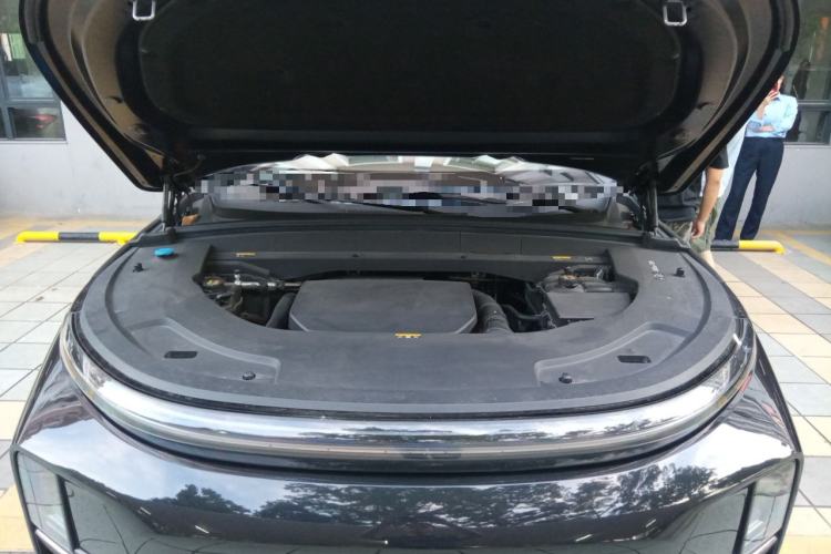 Used Li Auto L7 2023 Pro Model Engine Bay