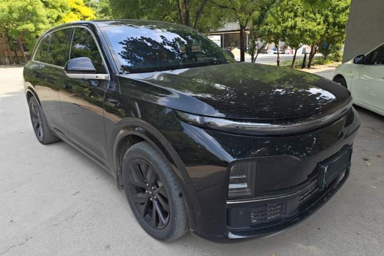 Used Li Auto L7 2023 Pro Model Exterior 1
