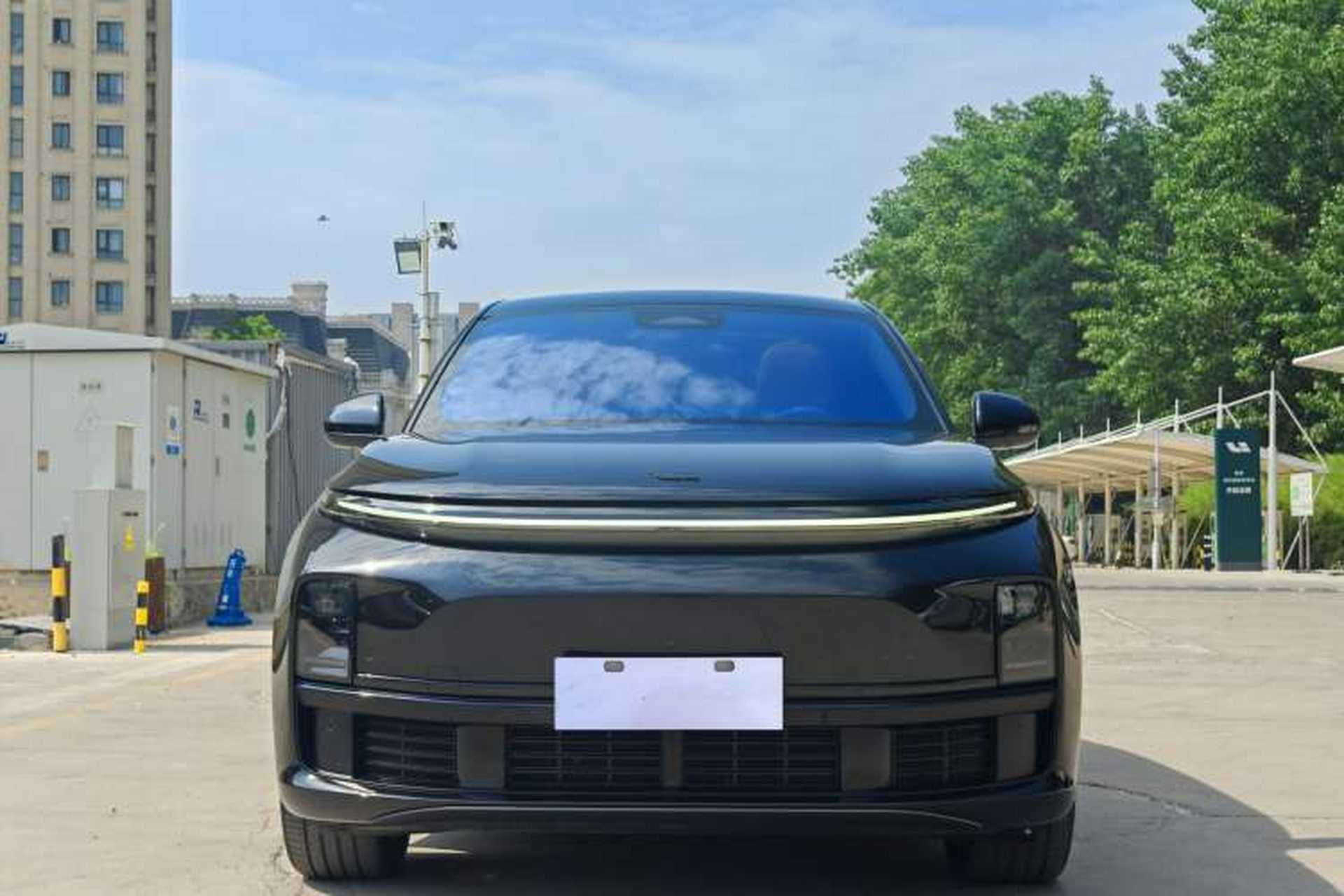 Used Li Auto L7 2023 Pro Model Exterior 2