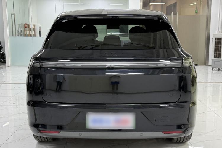Used Li Auto L7 2023 Pro Model Exterior 2