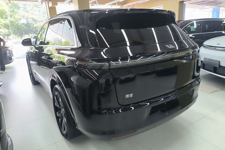 Used Li Auto L7 2023 Pro Model Exterior 2