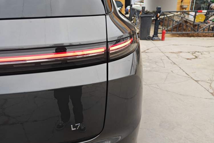 Used Li Auto L7 2023 Air model Exterior 3