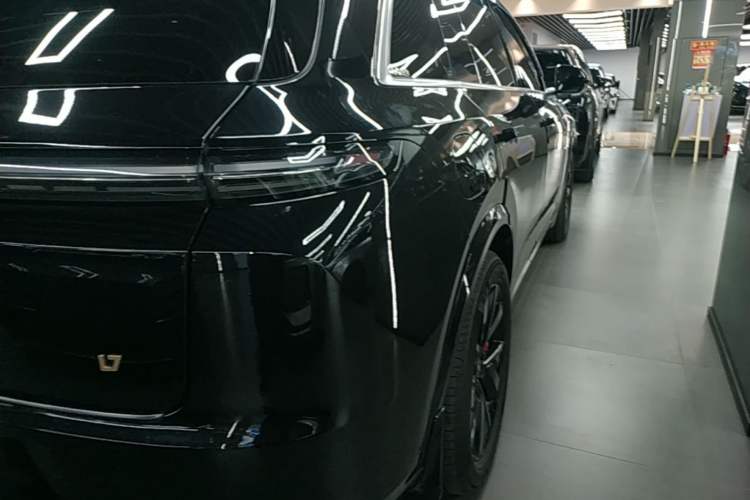 Used Li Auto L7 2023 Pro Model Exterior 3