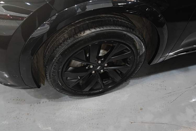 Used Li Auto L7 2023 Air model Exterior 4