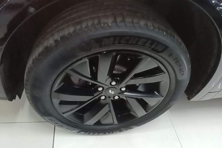Used Li Auto L7 2023 Max model Exterior 4