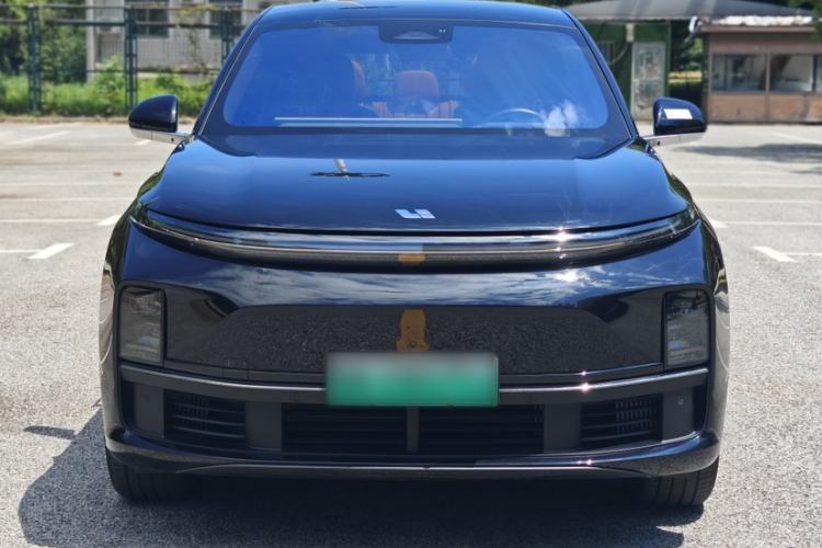 Used Li Auto L7 2023 Pro Model Exterior 4
