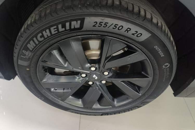 Used Li Auto L7 2023 Air model Exterior 4