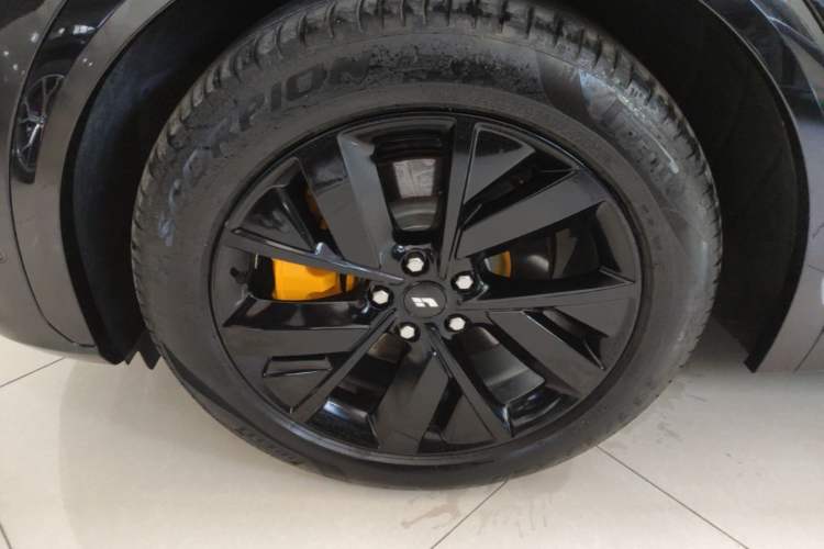 Used Li Auto L7 2023 Pro Model Exterior 4