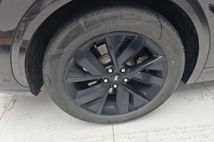 Used Li Auto L7 2023 Pro Model Exterior 5
