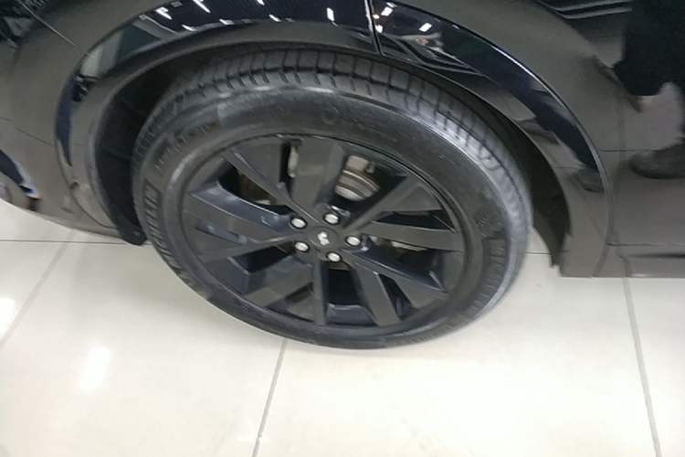Used Li Auto L7 2023 Pro Model Exterior 5