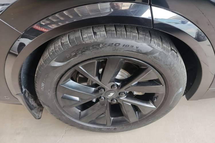 Used Li Auto L7 2023 Pro Model Exterior 5