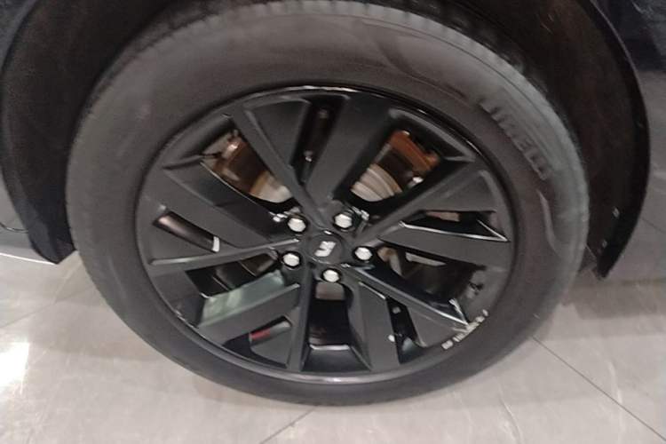 Used Li Auto L7 2023 Air model Exterior 5
