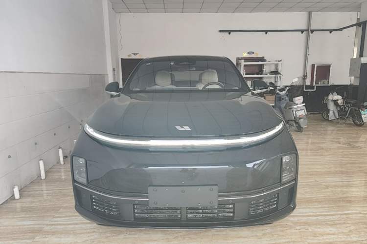 Used Li Auto L7 2023 Pro Model Front