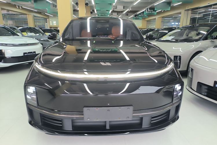 Used Li Auto L7 2023 Pro Model Front