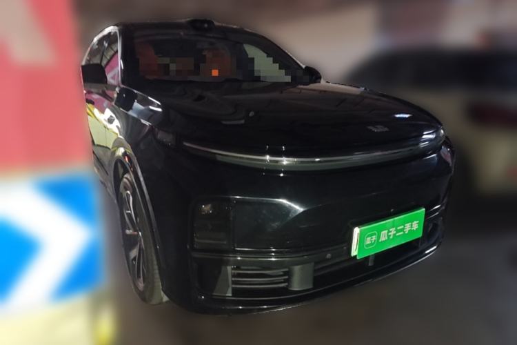 Used Li Auto L7 2023 Max model Front Right 45 Deg