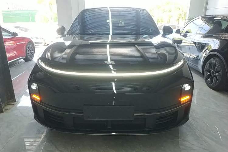 Used Li Auto L7 2023 Pro Model Front