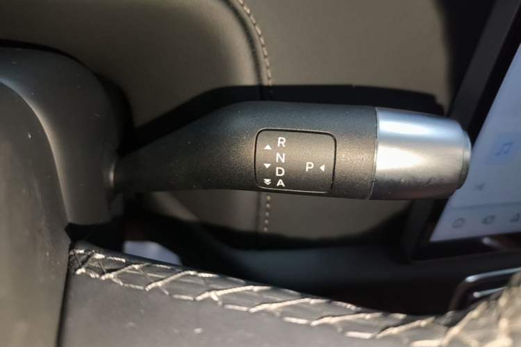 Used Li Auto L7 2023 Pro Model Gear Lever