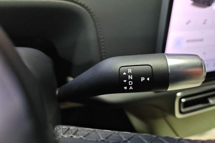 Used Li Auto L7 2023 Pro Model Gear Lever