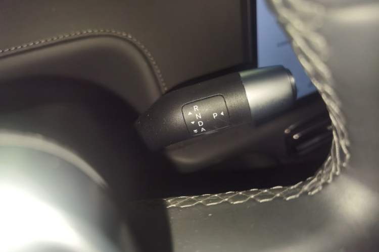 Used Li Auto L7 2023 Pro Model Gear Lever