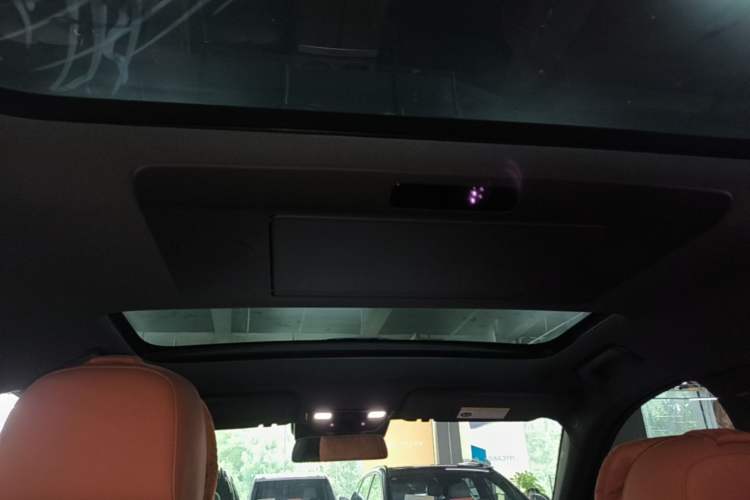 Used Li Auto L7 2023 Max model Headliner