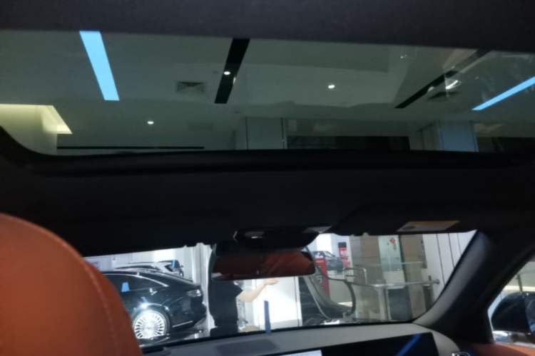 Used Li Auto L7 2023 Air model Headliner