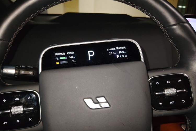 Used Li Auto L7 2023 Air model Instrument Cluster