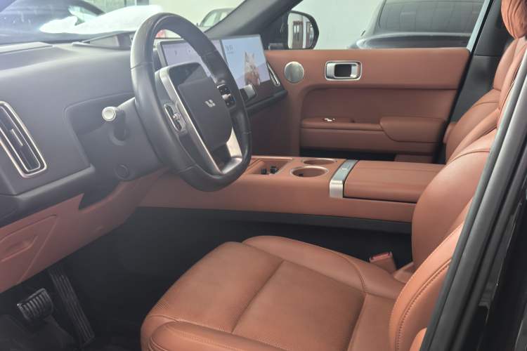 Used Li Auto L7 2023 Pro Model Interior 1