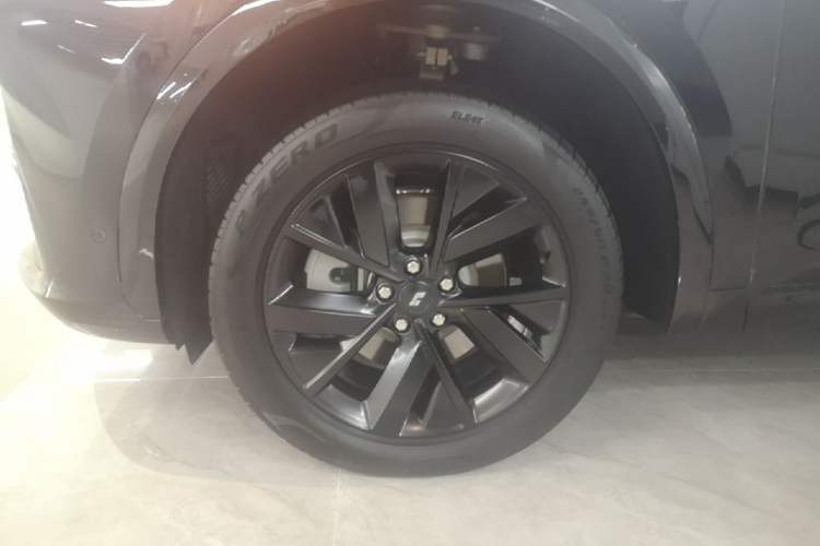 Used Li Auto L7 2023 Pro Model Left Front Wheel Hub