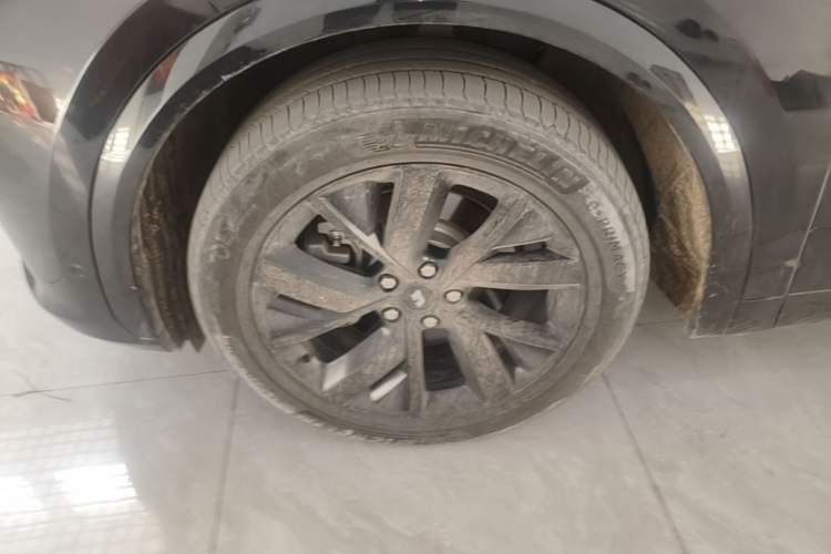 Used Li Auto L7 2023 Air model Left Front Wheel Hub