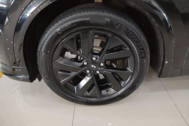 Used Li Auto L7 2023 Air model Left Front Wheel Hub